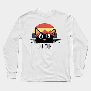 Cute cat mom Long Sleeve T-Shirt